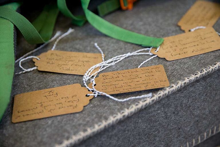 How to personalise a funeral ceremony