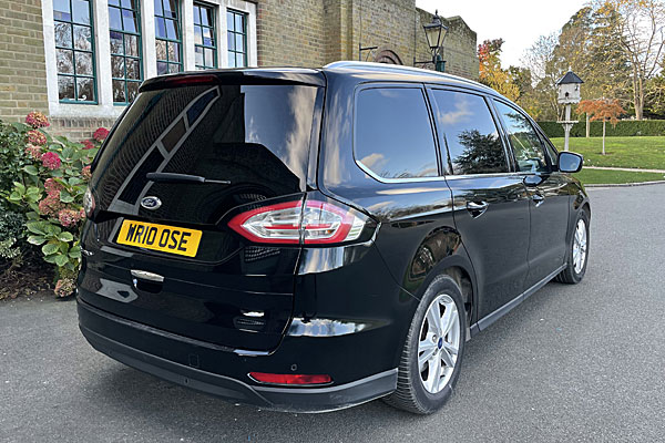 Hearsette vehicle - informal hearse alternative