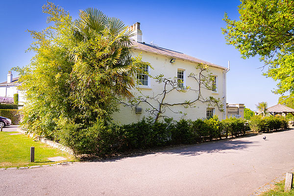 Pembroke Lodge, Richmond Park - alternative funeral venue