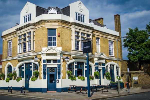 The Selkirk SW17
